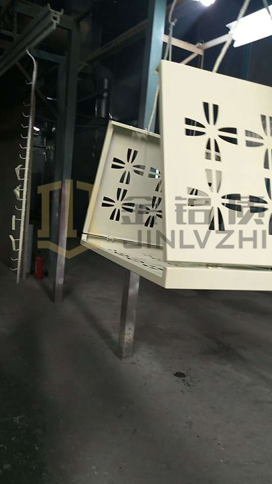  鋁合金空調(diào)罩廠家必須抓住新元素理念進(jìn)行產(chǎn)品的設(shè)計！